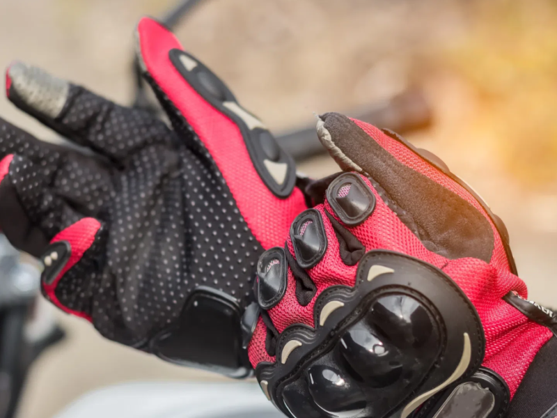 Luva Motoqueiro Impermeável: Guia Completo para Escolher o Melhor Par para Motociclistas 2026