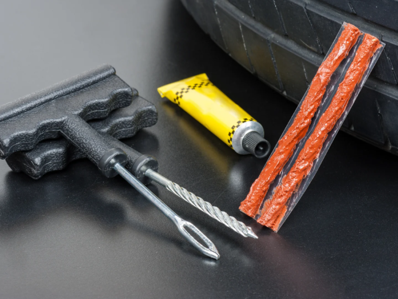 Kit Reparo Pneus 25 Remendo Macarrão Carro Moto Sem Câmara